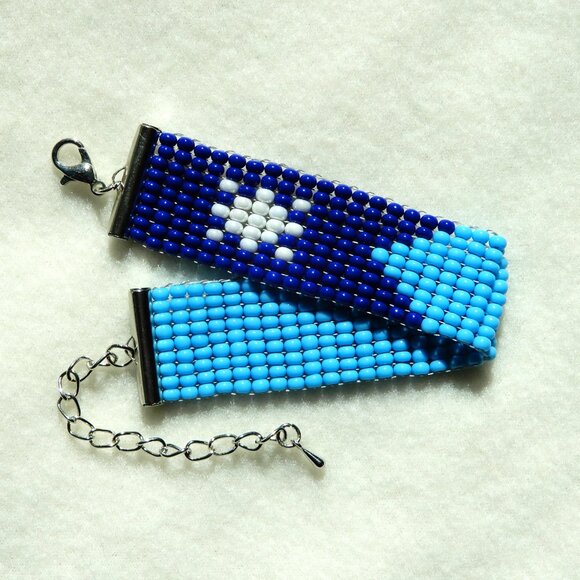 Minnesota state flag bead bracelet, handmade, adjustable length - Picture 1 of 6
